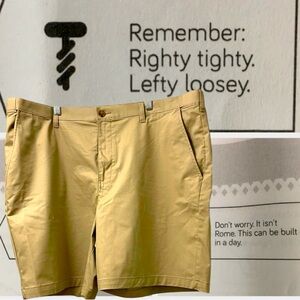 Croft & Barrow Classic-Fit Shorts – Size 44 (Tan/Khaki)